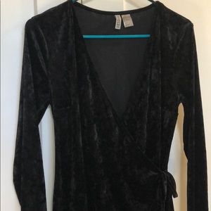 H&M Black Velvet Long-sleeve Wrap Dress